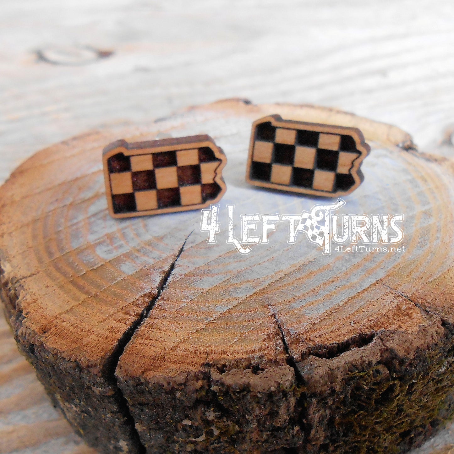 Checkered State Pierced Post Earrings